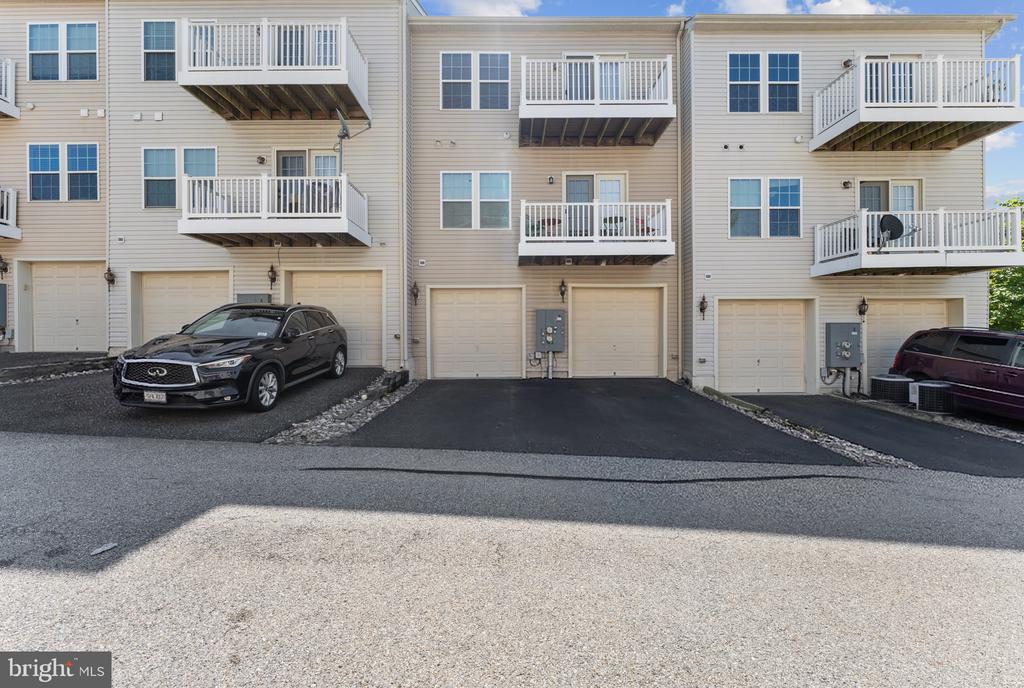 5656 VIRGINIA LANE Unit: 70