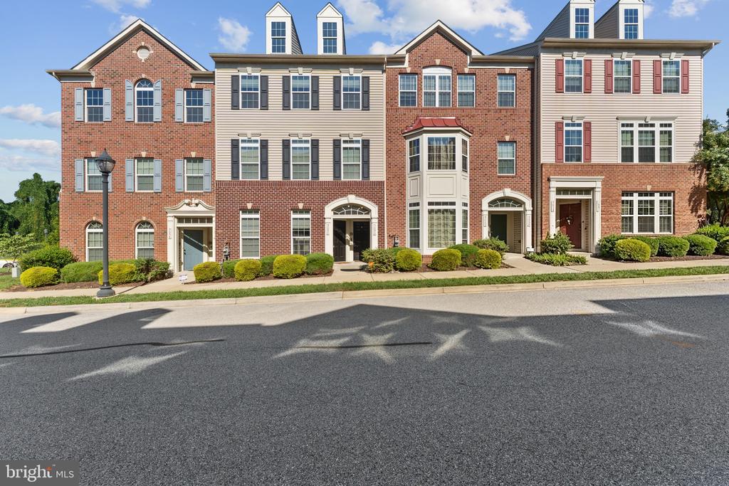 5656 VIRGINIA LANE Unit: 70