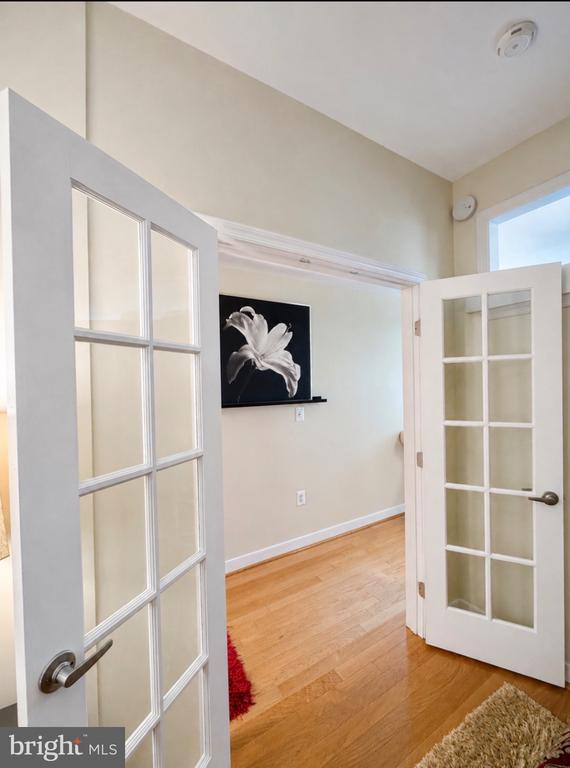 157 FLEET STREET Unit: 515