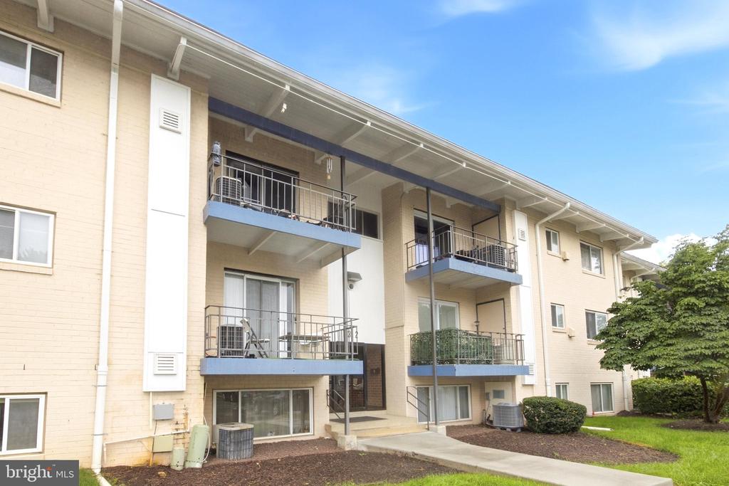 11312 CHERRY HILL ROAD Unit: 102