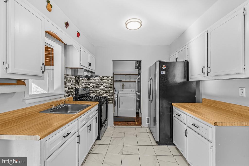 6609 MARCH DRIVE