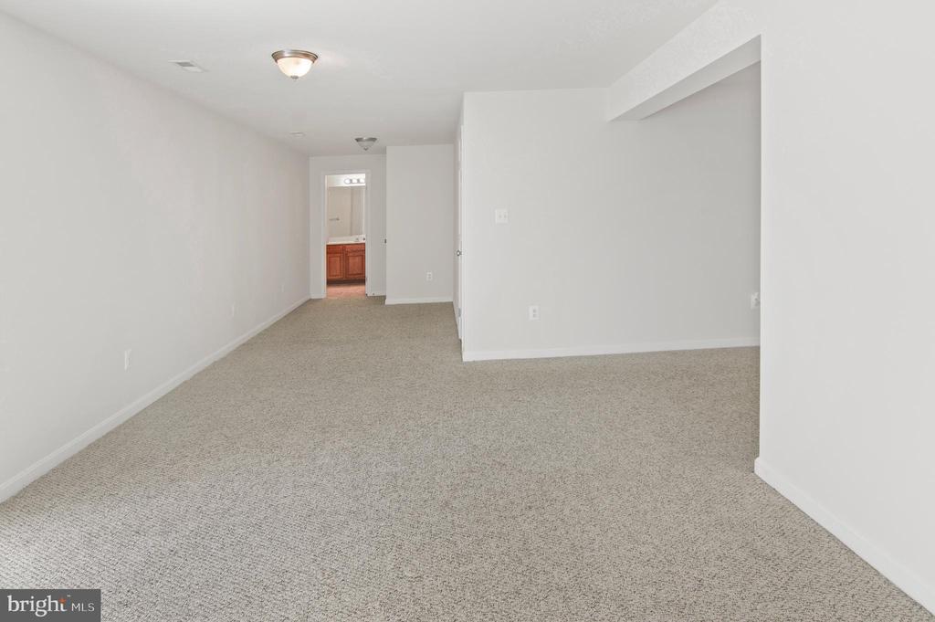 20955 Freedom Run Dr