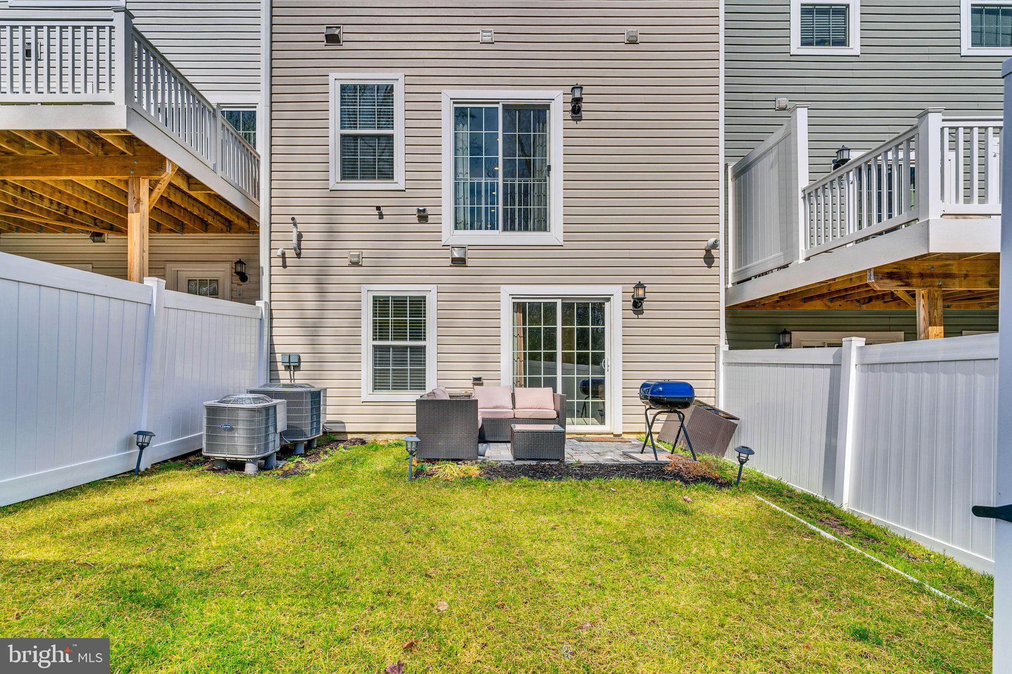 23834 Myrtle Glen Way