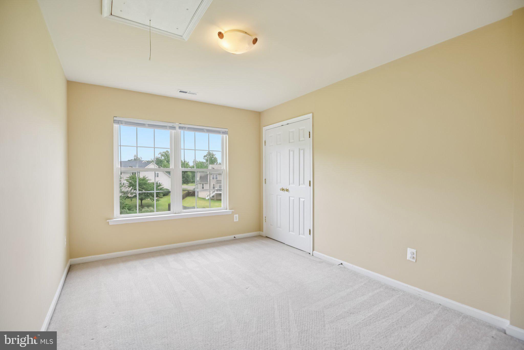 22565 Dunleigh Dr