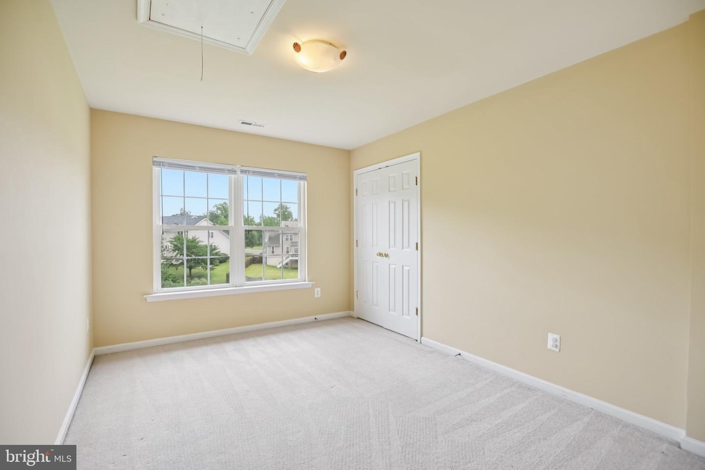 22565 Dunleigh Dr
