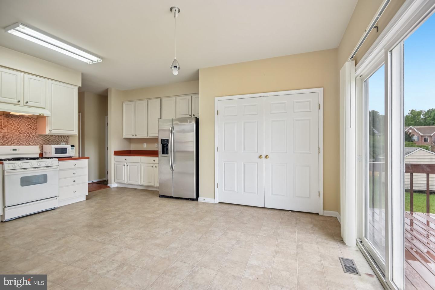 22565 Dunleigh Dr