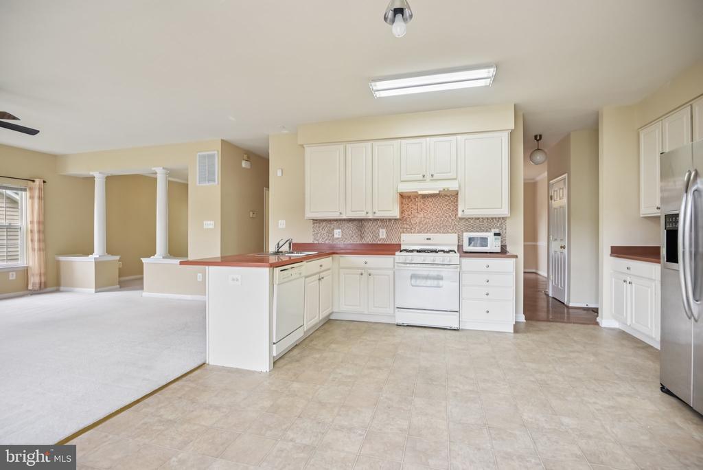 22565 Dunleigh Dr