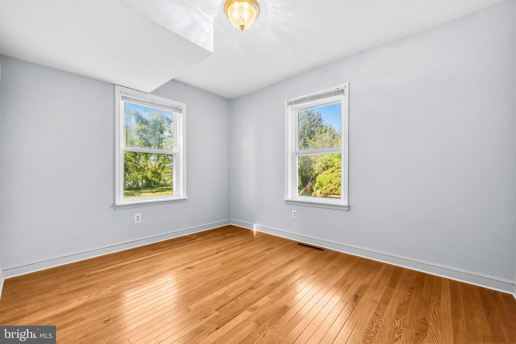 38040 BEACH ROAD