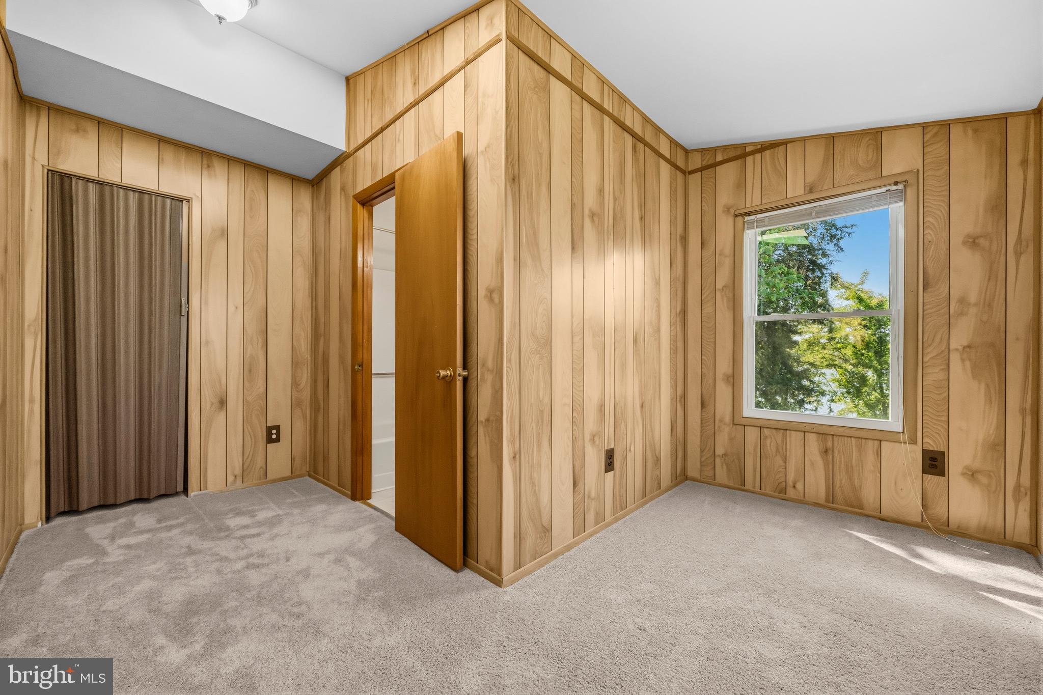 38040 BEACH ROAD