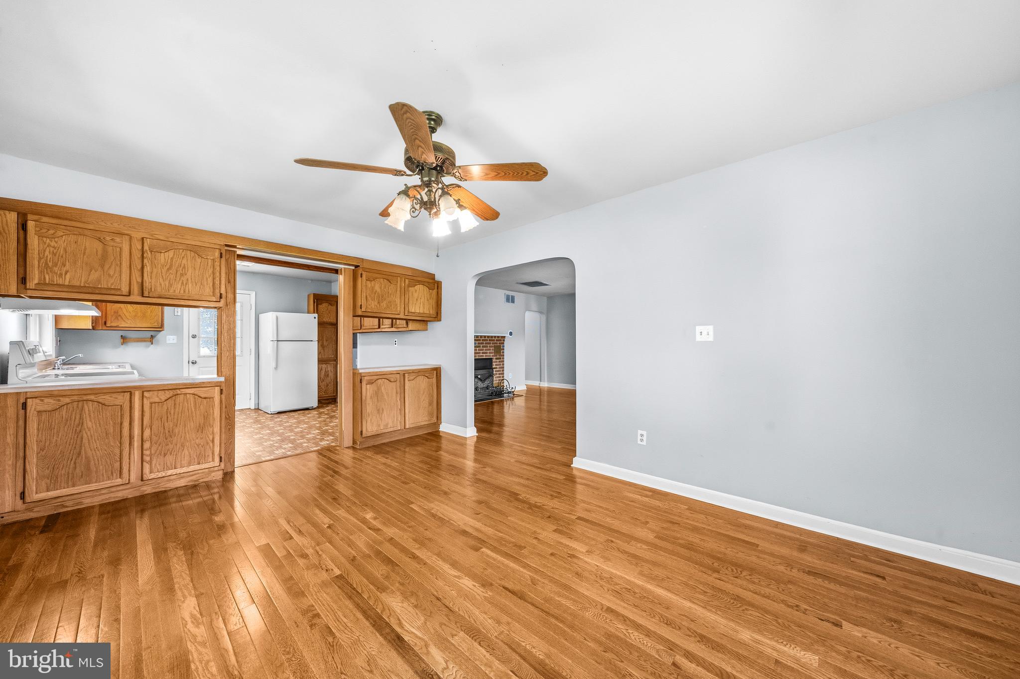 38040 BEACH ROAD