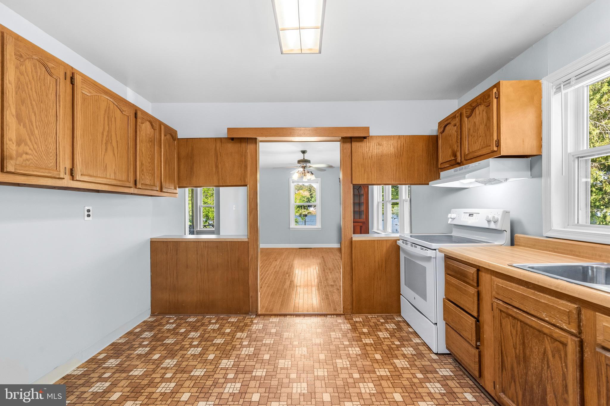 38040 BEACH ROAD