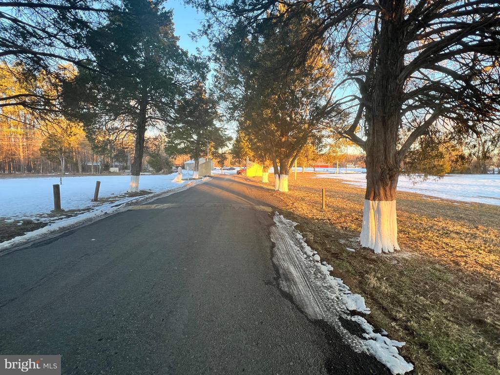 LONGVIEW BOULEVARD