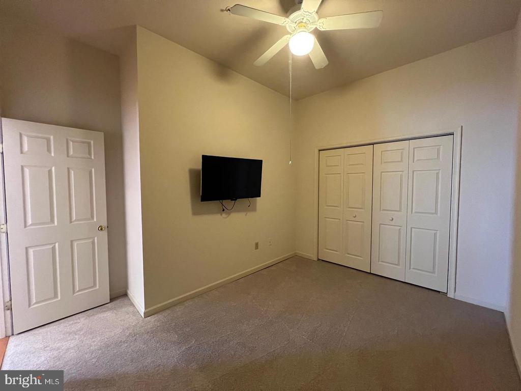 138 E ANTIETAM ST #307