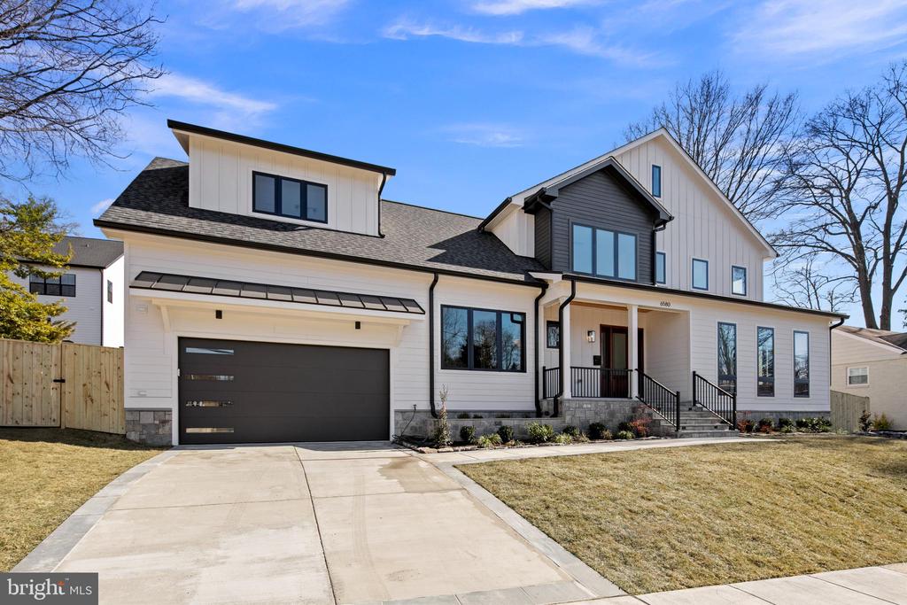 6580 WILLIAMSBURG BOULEVARD