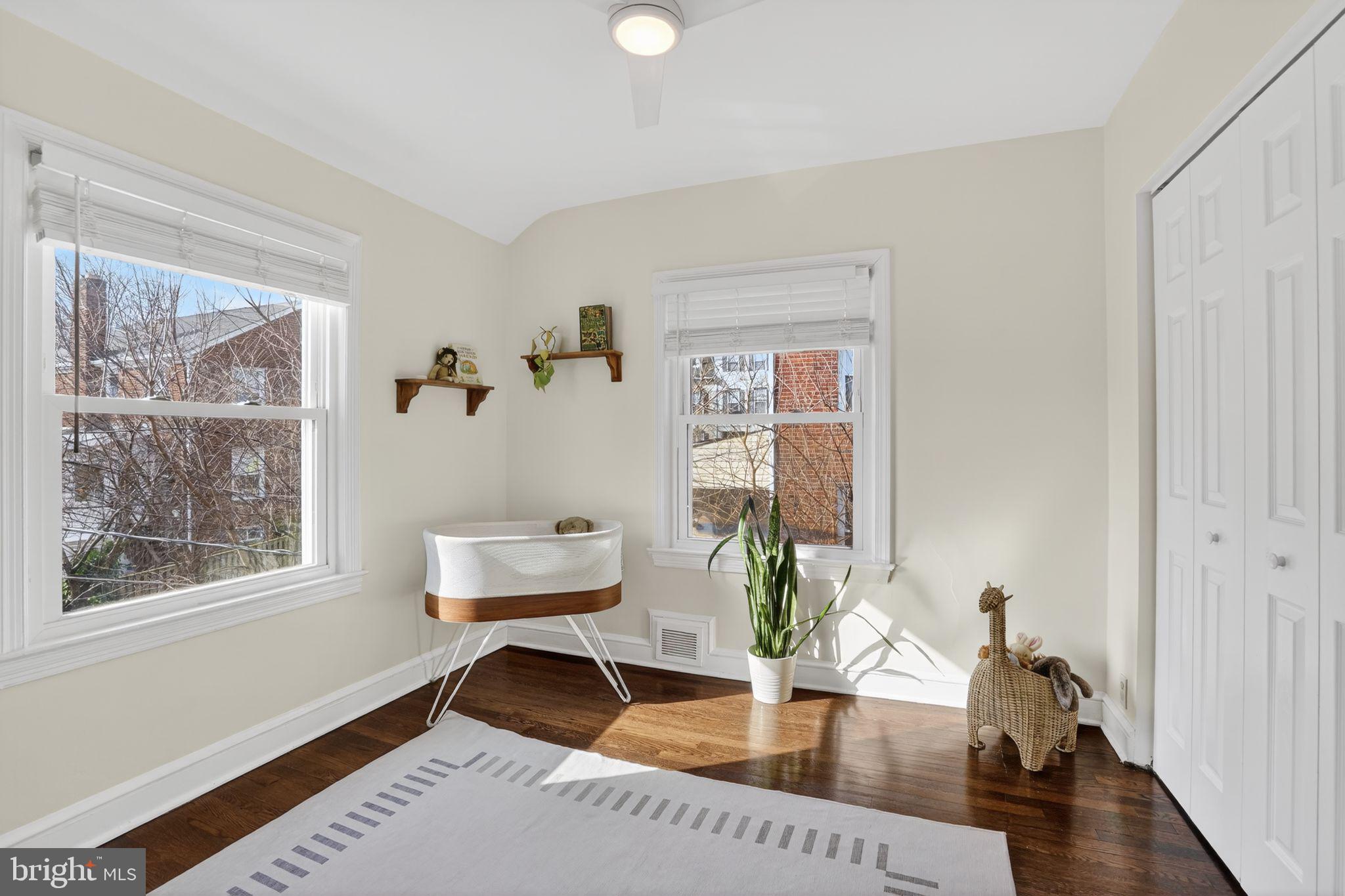 2604 S TROY STREET S