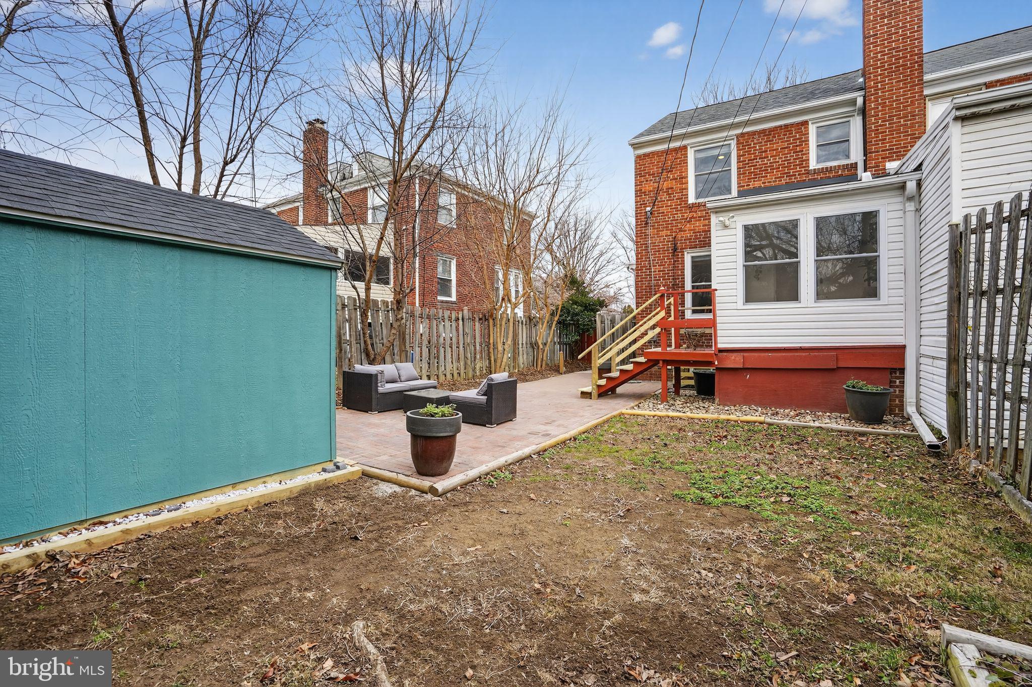 2604 S TROY STREET S