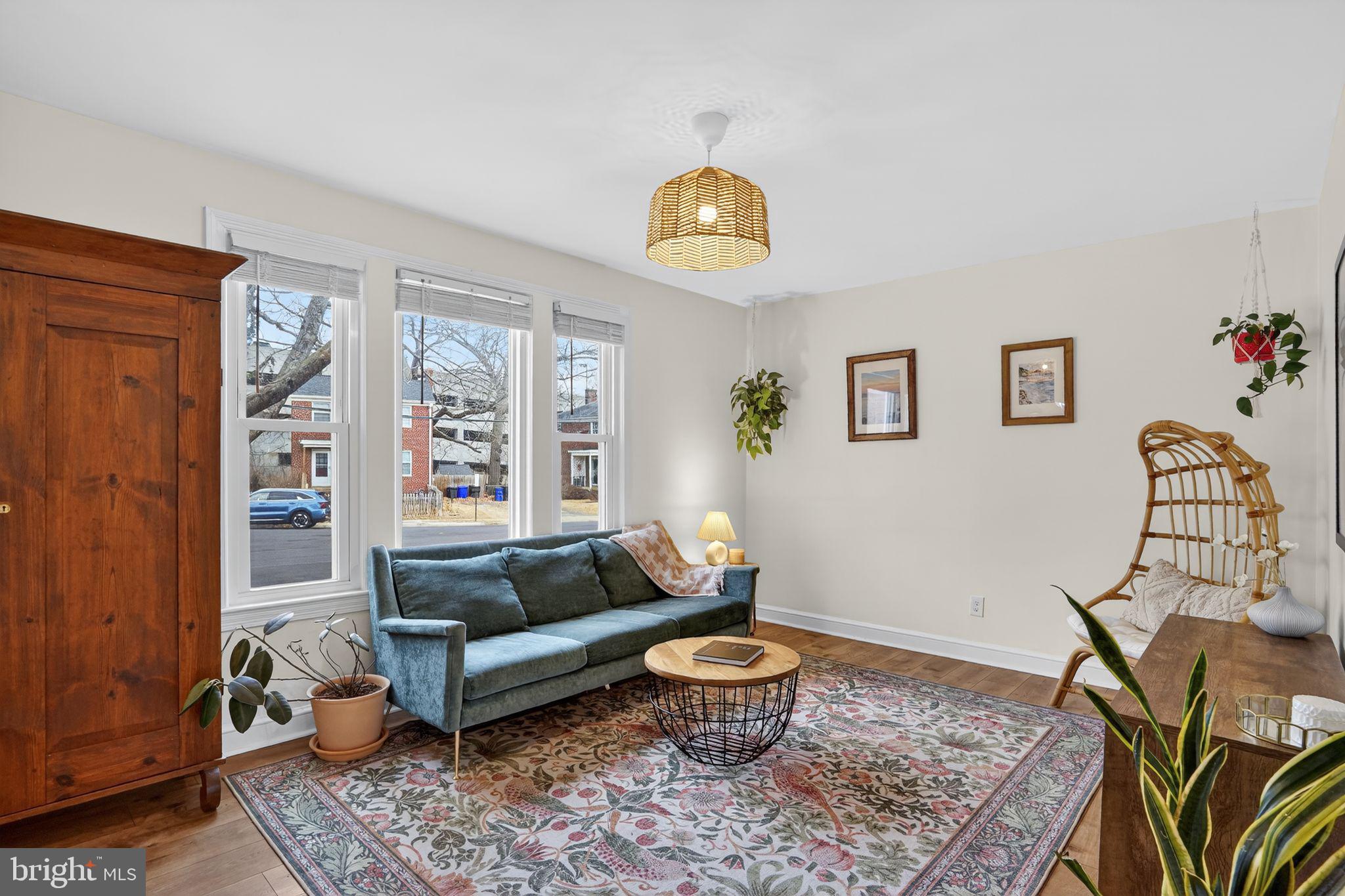 2604 S TROY STREET S