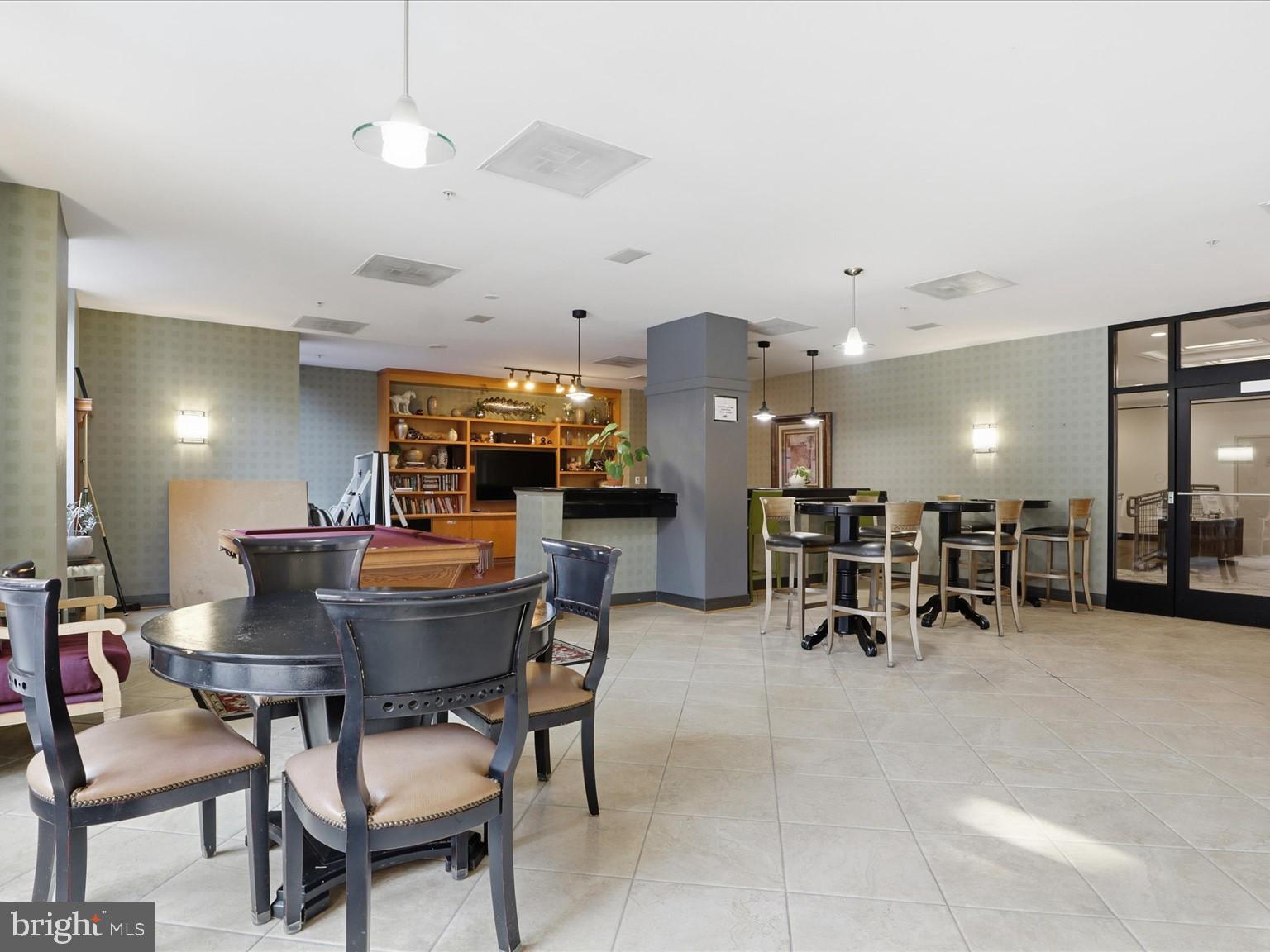1220 N FILLMORE STREET 908