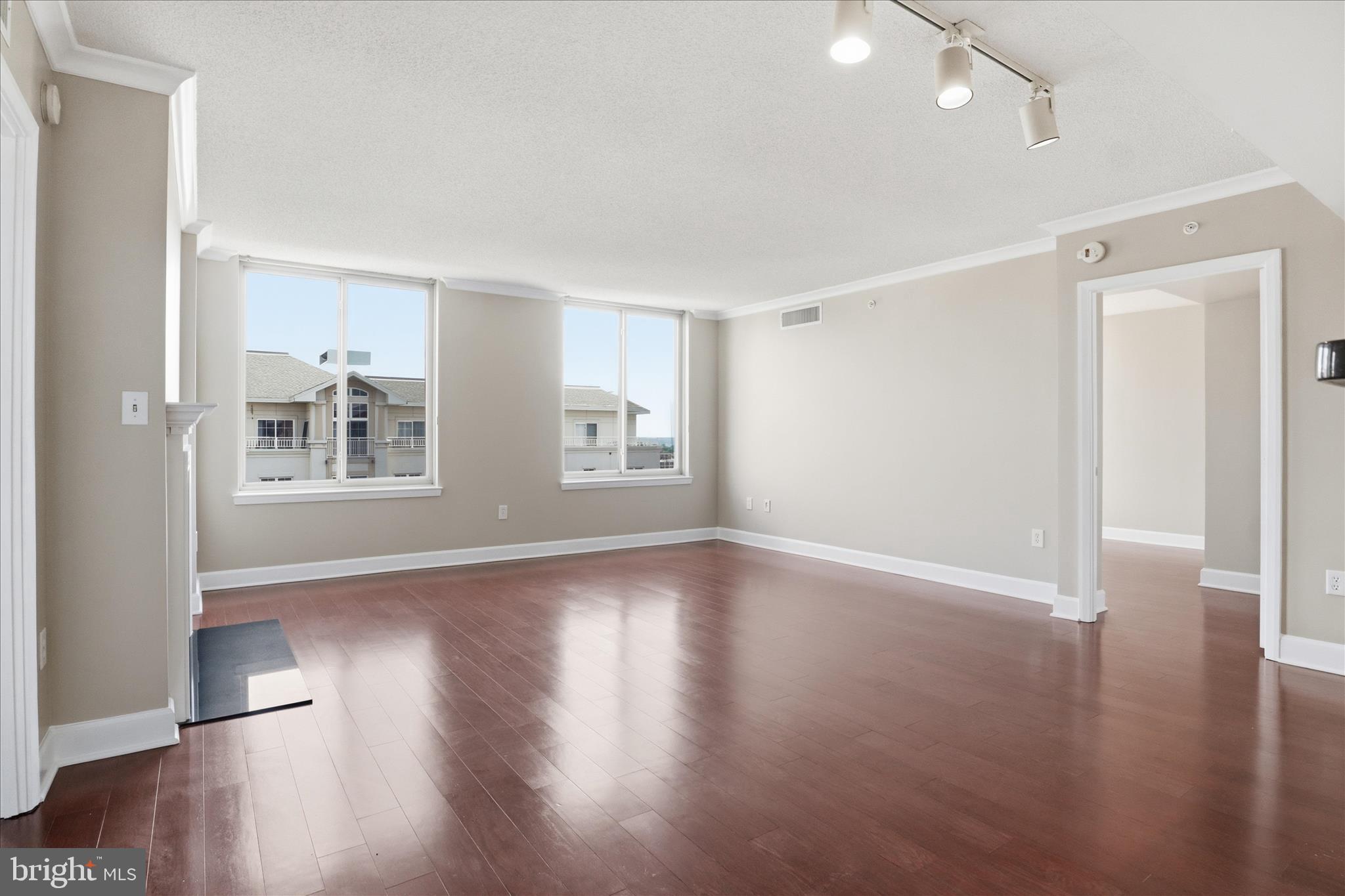 1220 N FILLMORE STREET 908