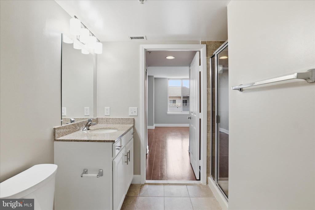 1220 N FILLMORE STREET 908
