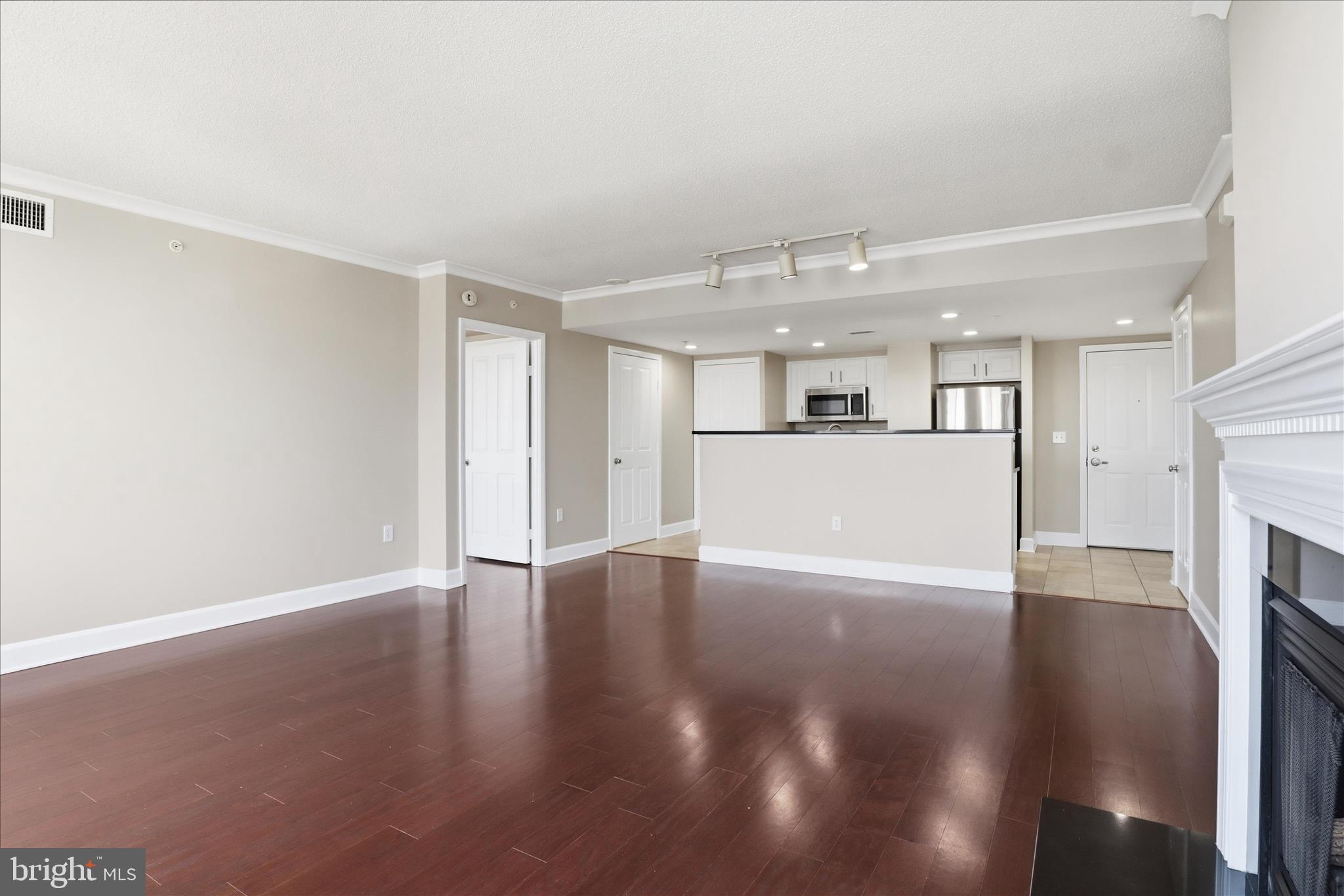 1220 N FILLMORE STREET 908