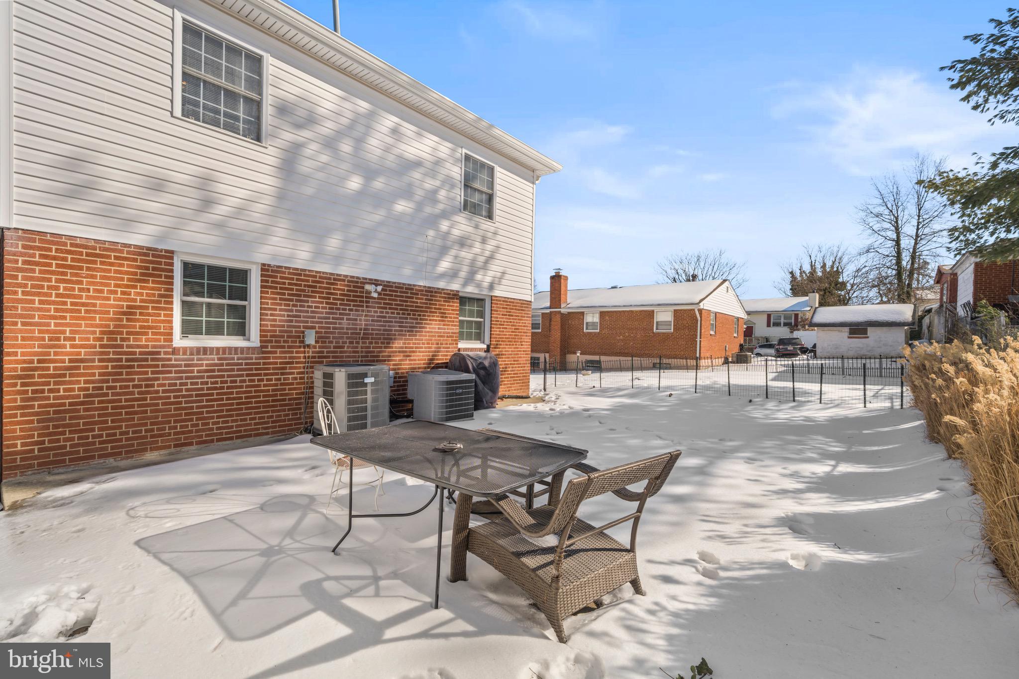 2218 S MONROE STREET