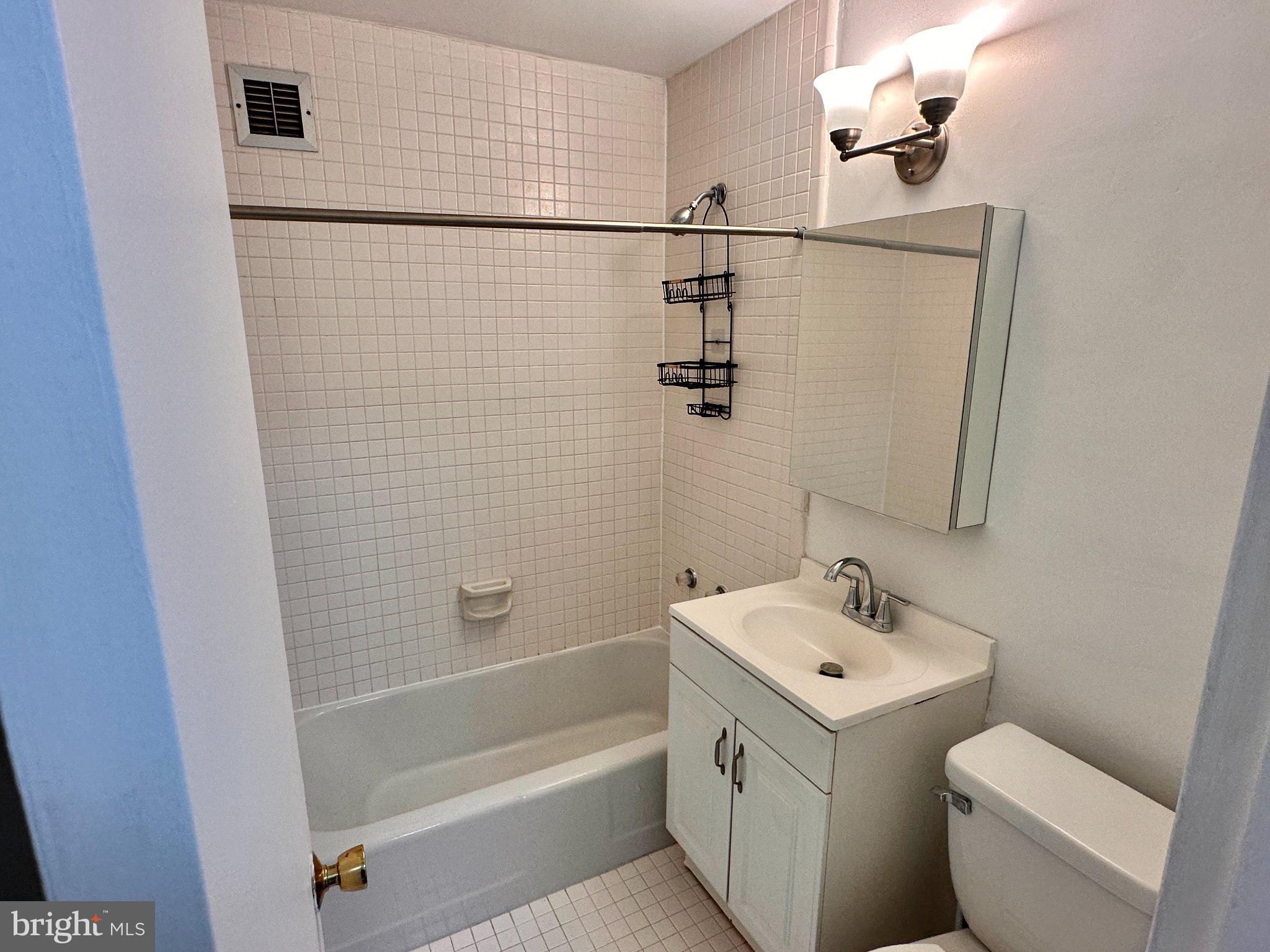 1111 ARLINGTON BOULEVARD 210