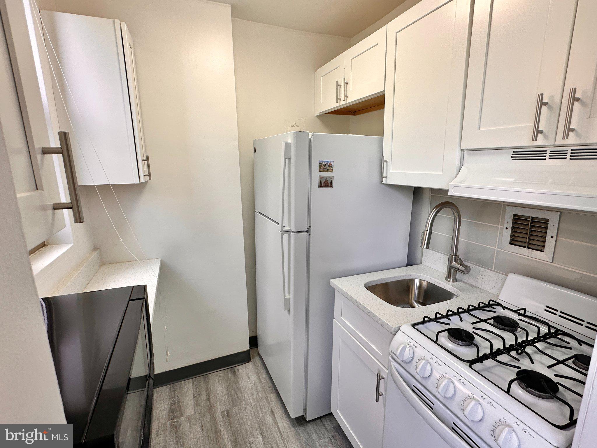 1111 ARLINGTON BOULEVARD 210