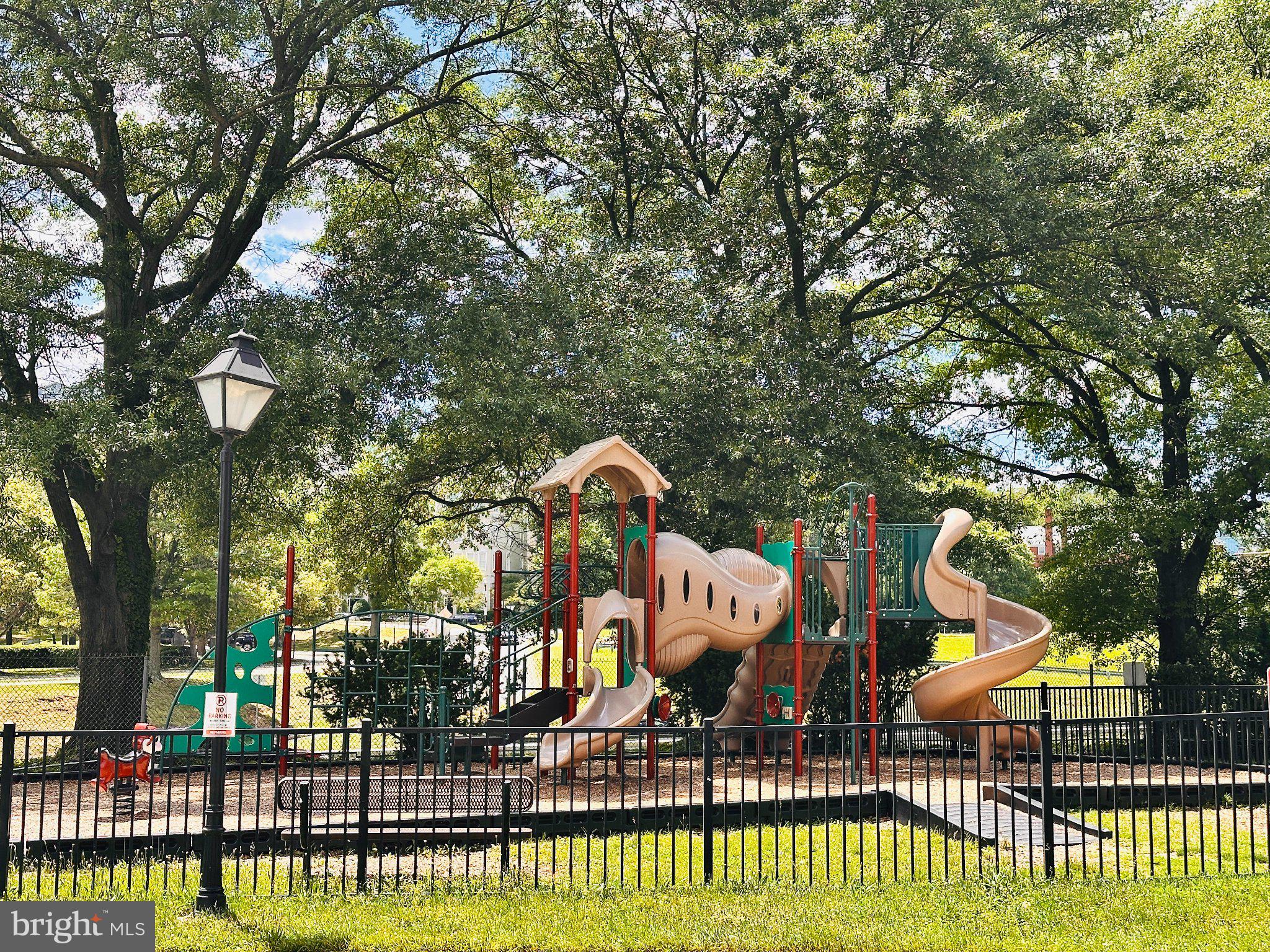 1111 ARLINGTON BOULEVARD 210