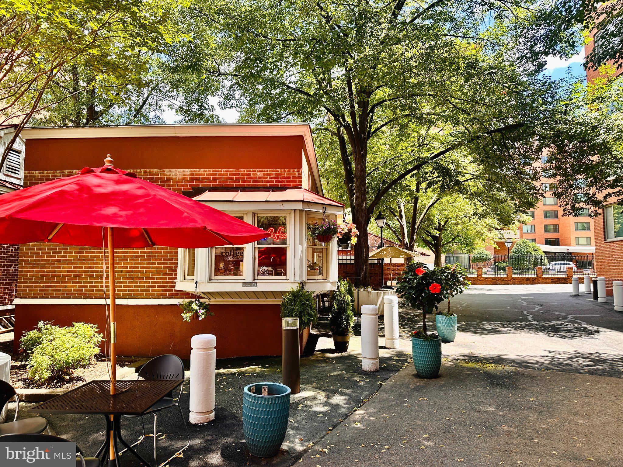 1111 ARLINGTON BOULEVARD 210