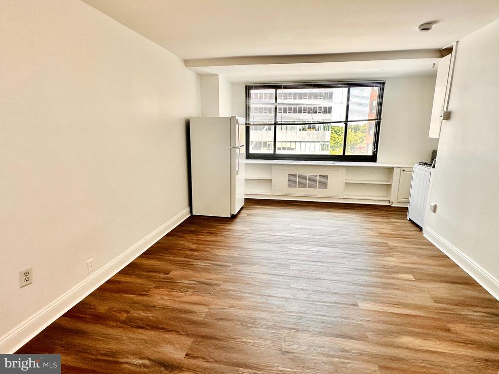 1021 ARLINGTON BOULEVARD 610