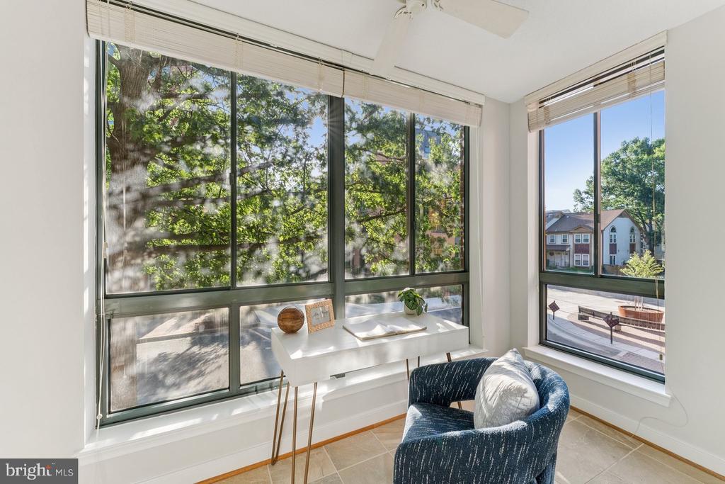 1045 N UTAH STREET N Unit: 2-212