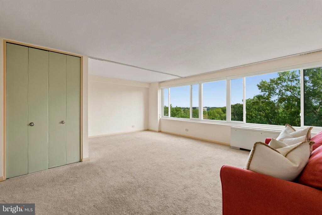 4501 ARLINGTON BOULEVARD Unit: 611