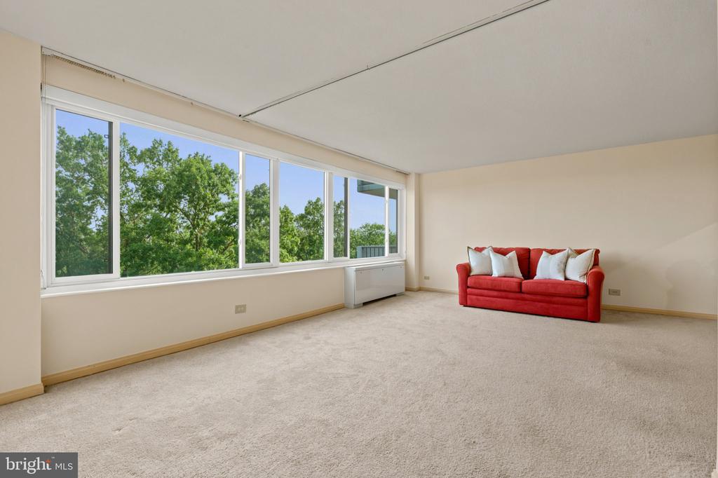 4501 ARLINGTON BOULEVARD Unit: 611