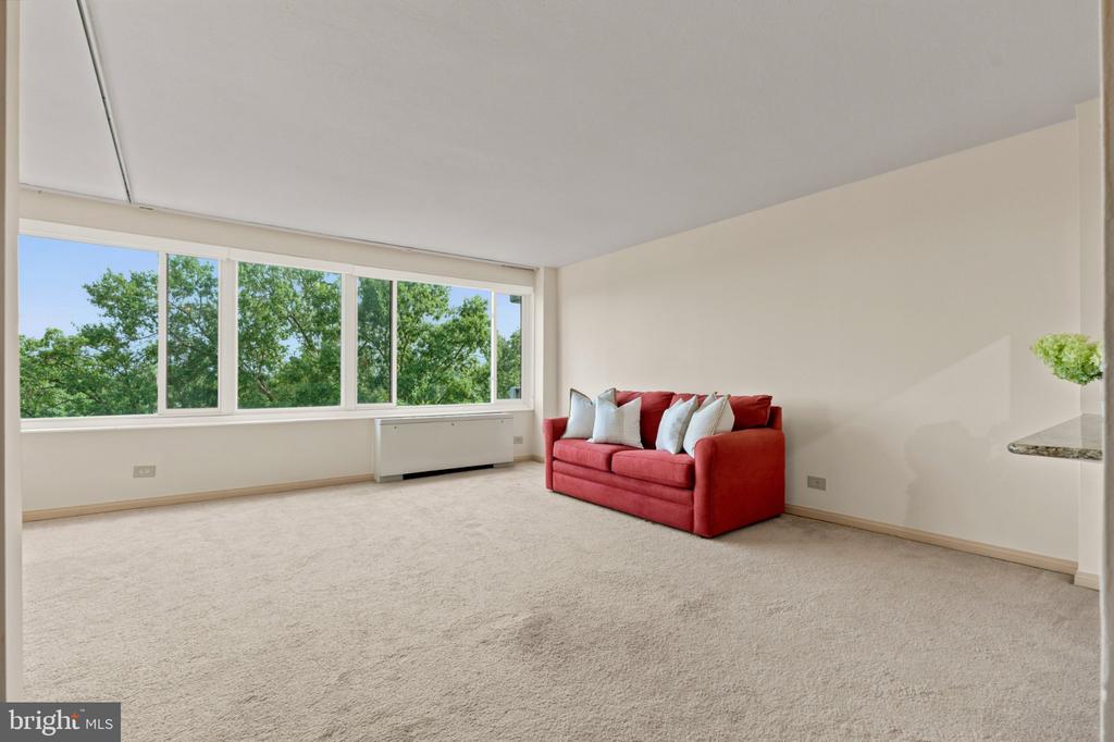 4501 ARLINGTON BOULEVARD Unit: 611