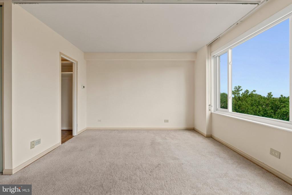 4501 ARLINGTON BOULEVARD Unit: 611