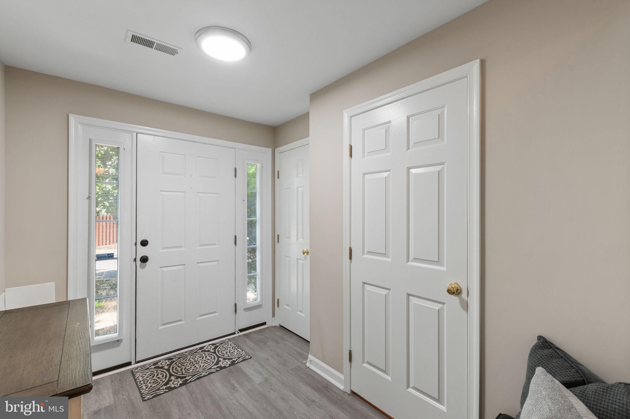 140 Ingle Pl