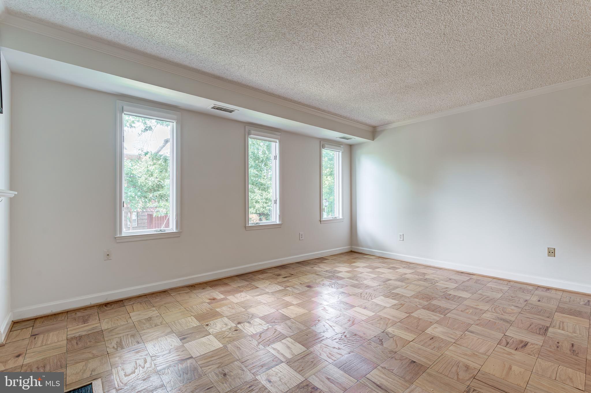 800 S SAINT ASAPH STREET 216