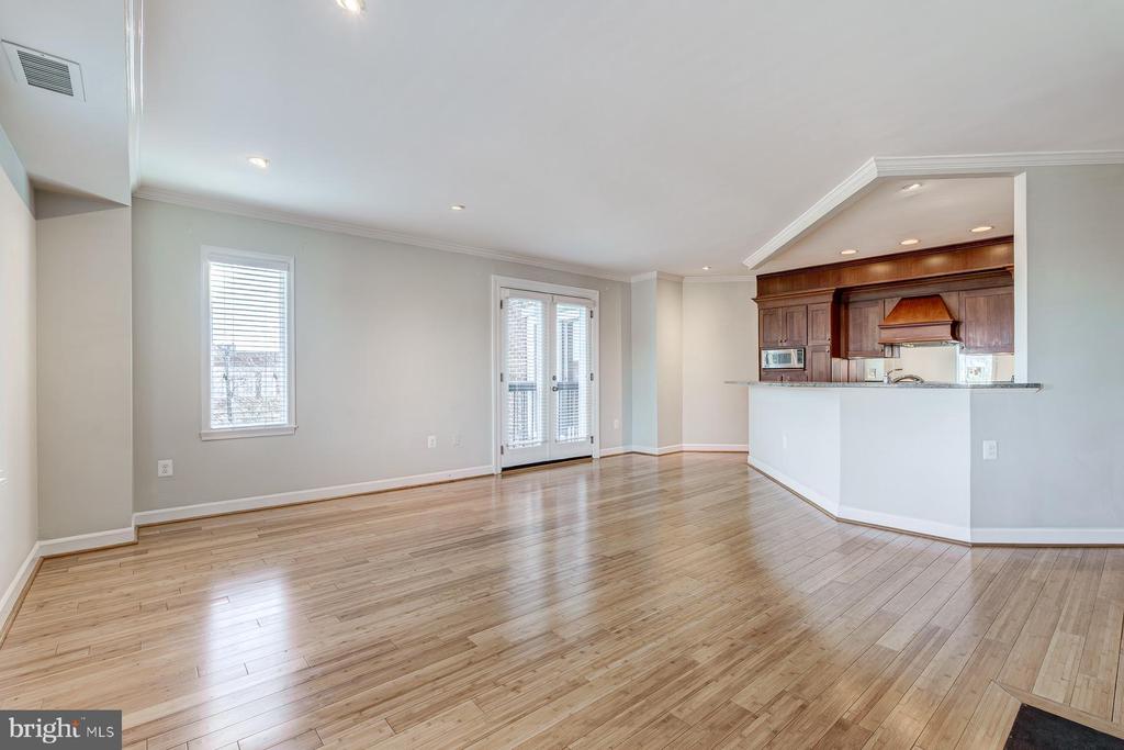 801 S PITT STREET 424