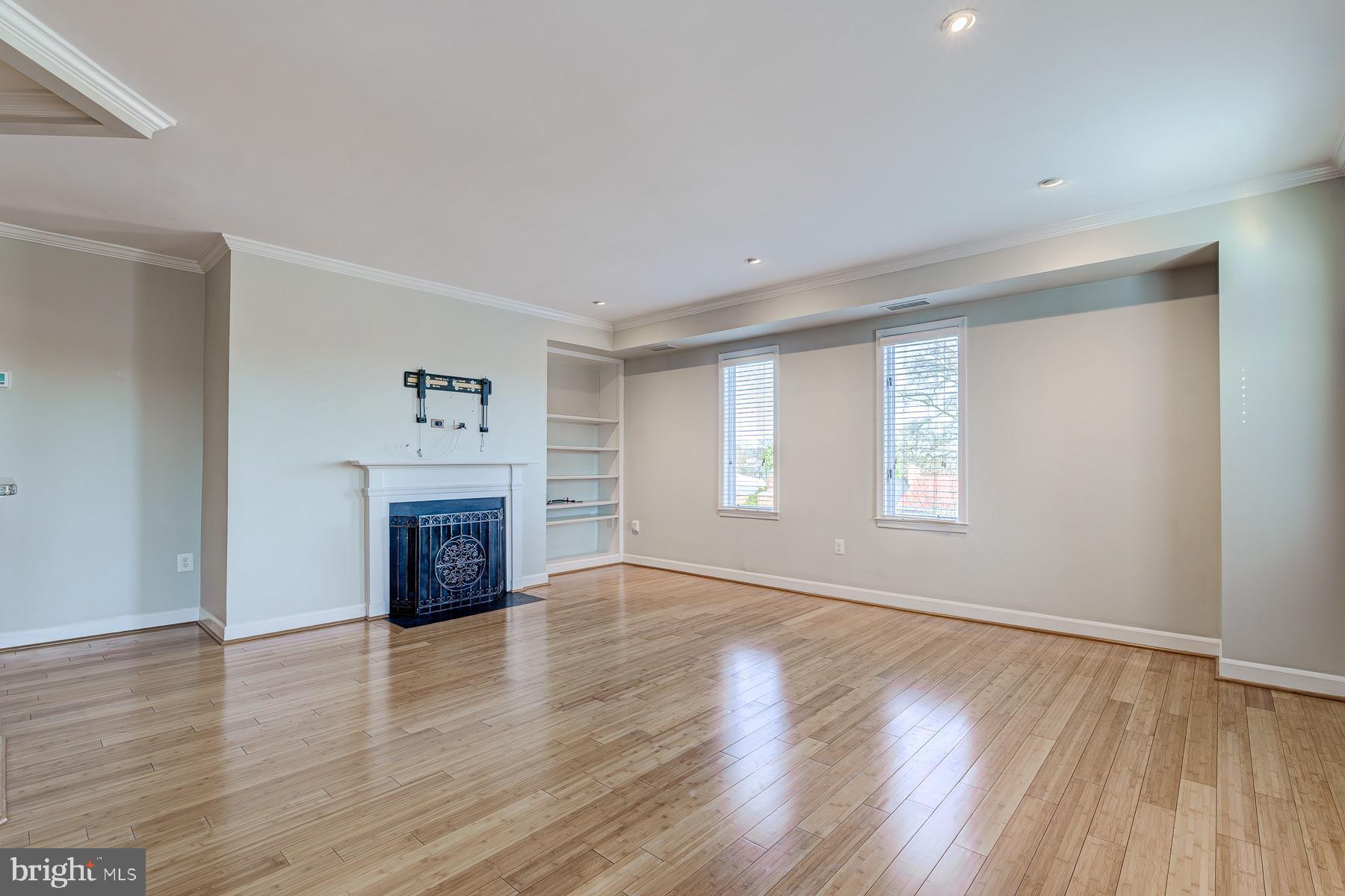 801 S PITT STREET 424