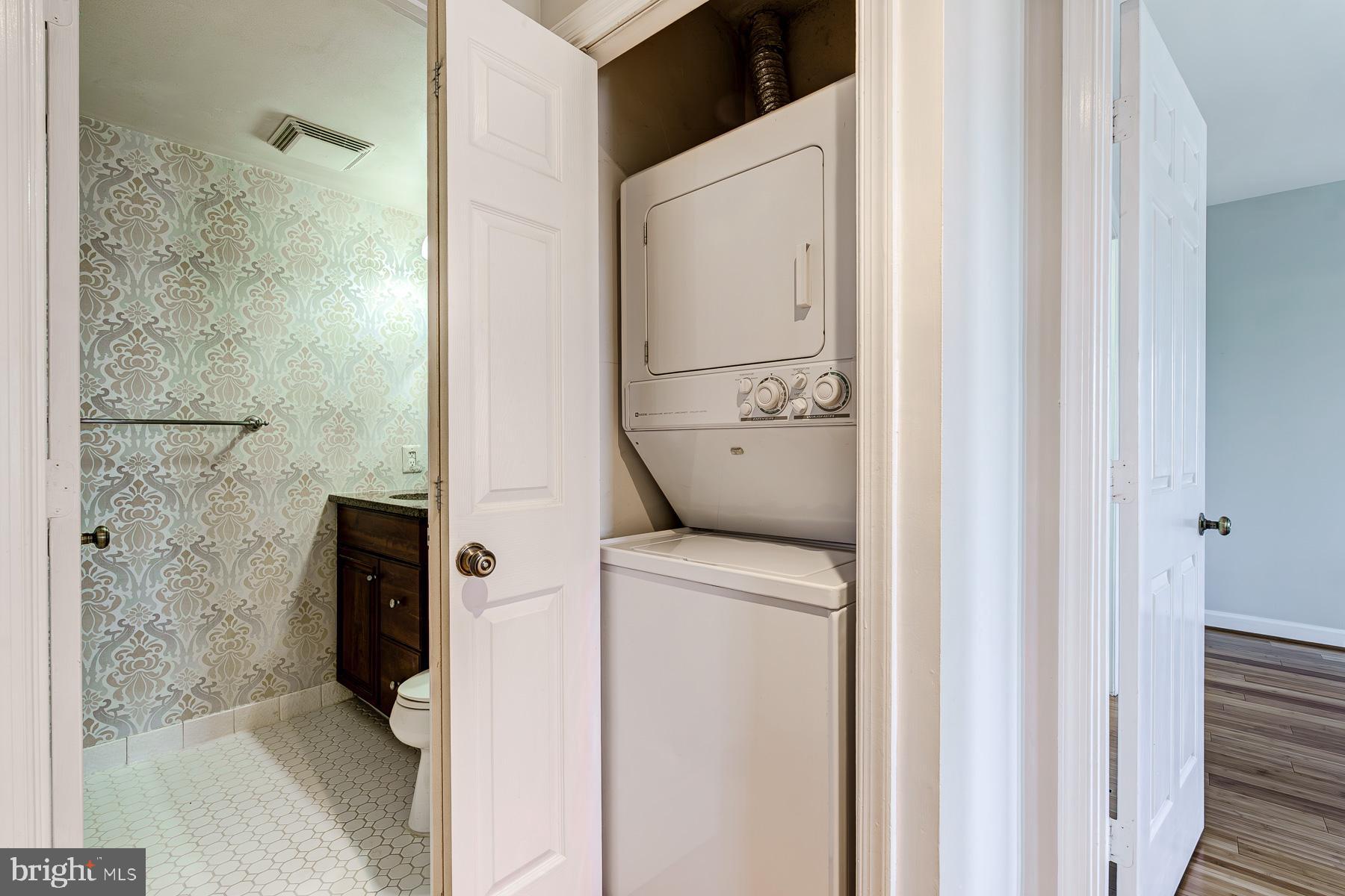 801 S PITT STREET 424