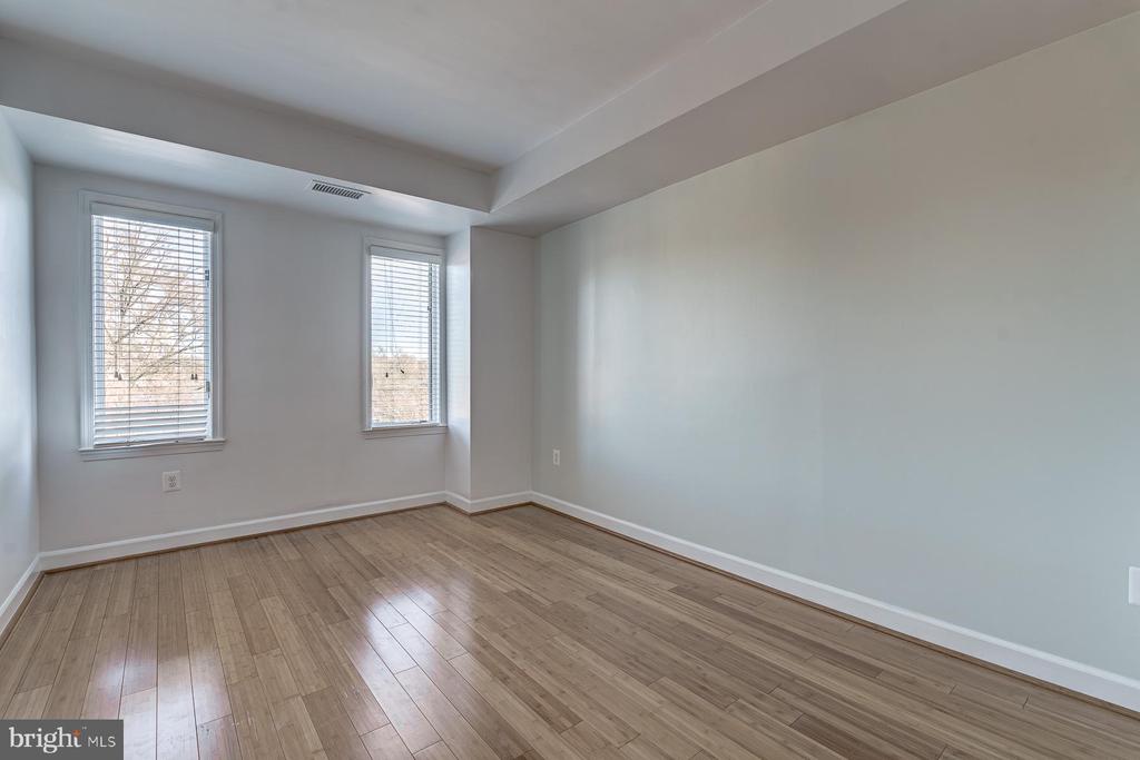 801 S PITT STREET 424