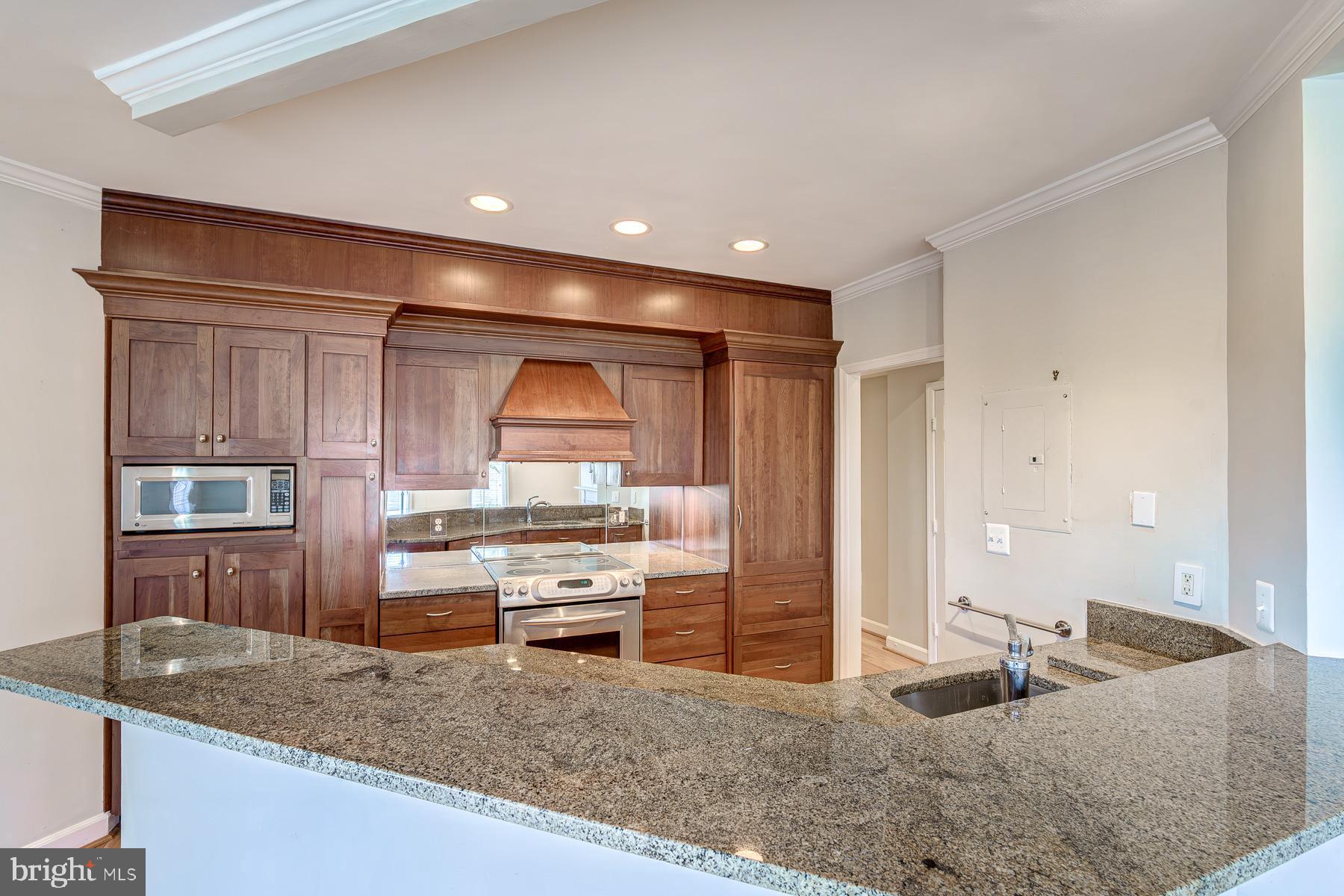 801 S PITT STREET 424