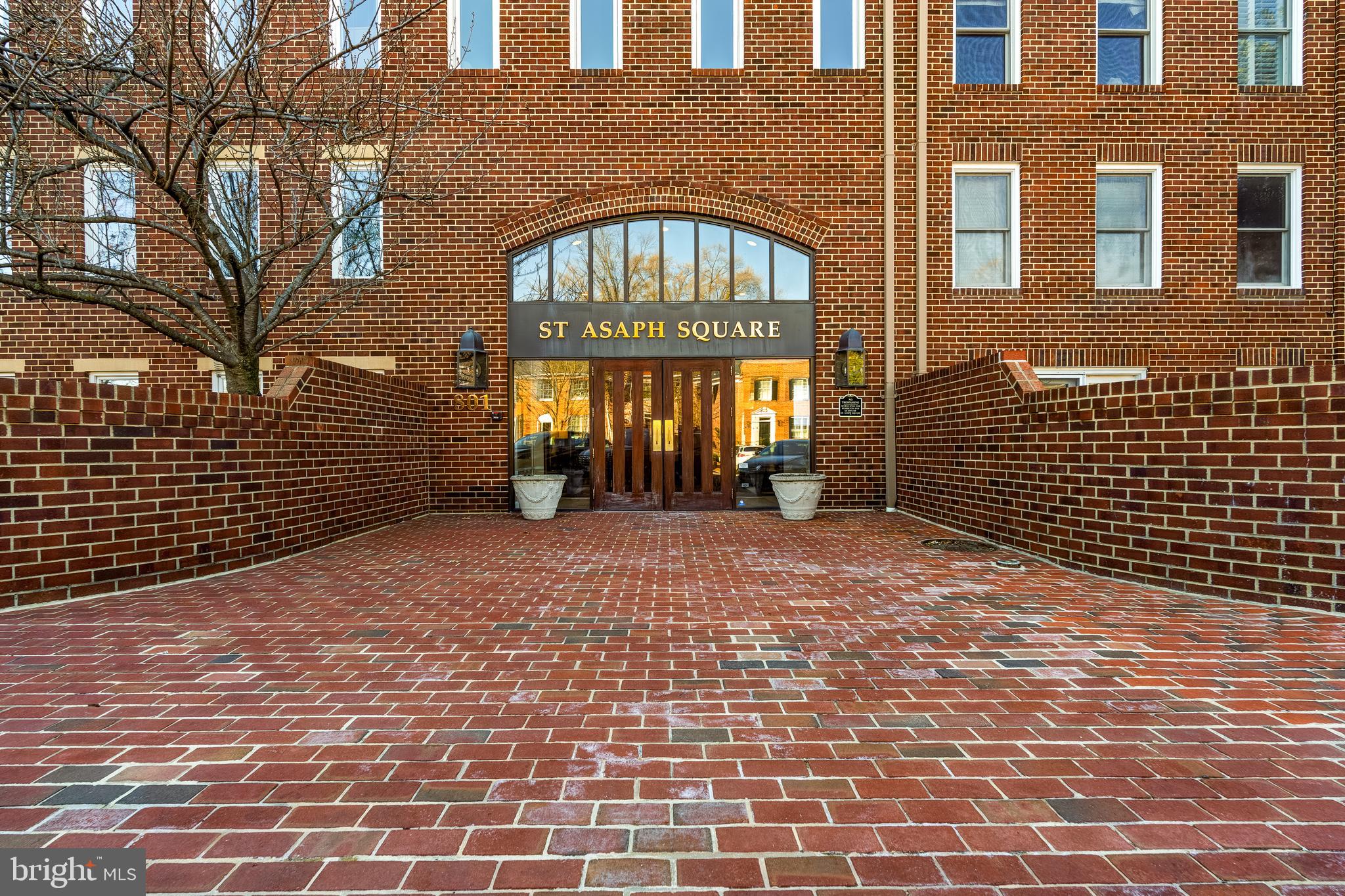 801 S PITT STREET 424