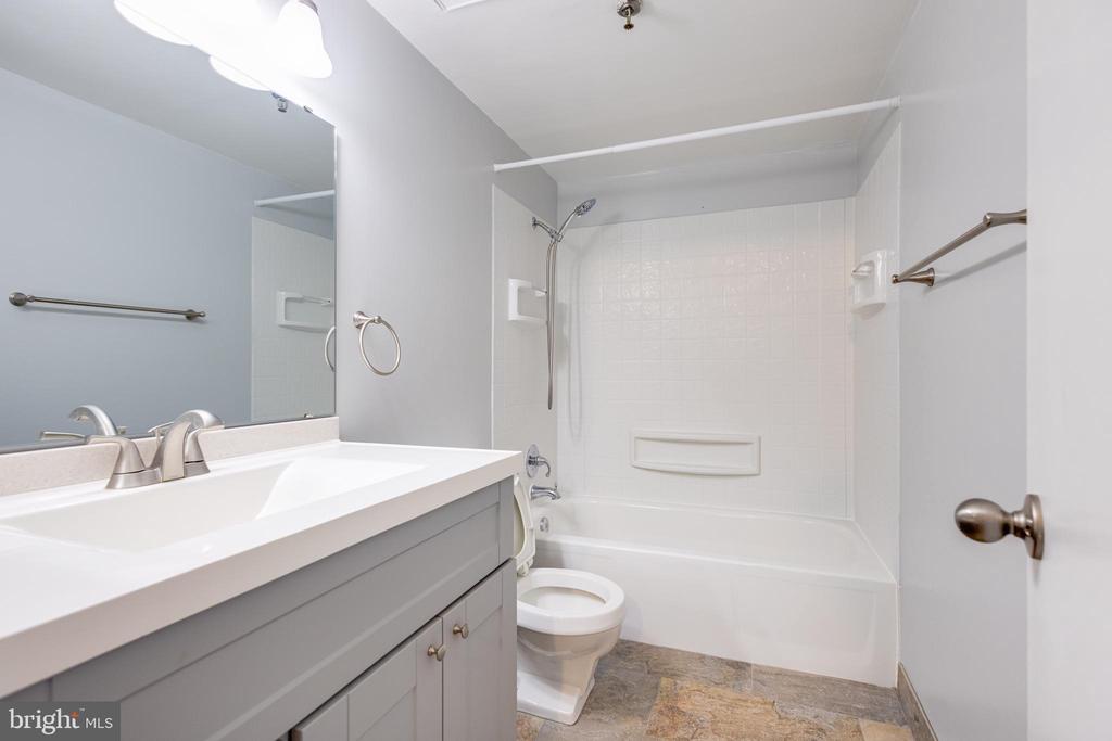 5911 EDSALL ROAD 406