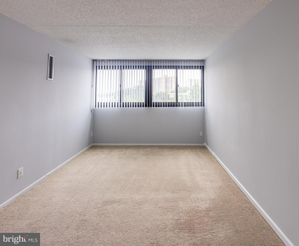 5911 EDSALL ROAD 406
