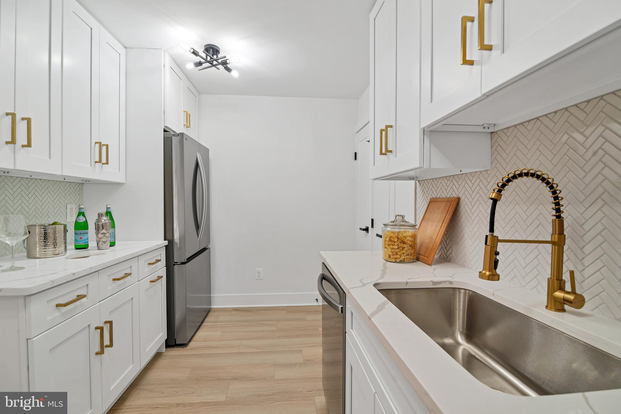 6101 EDSALL ROAD 602