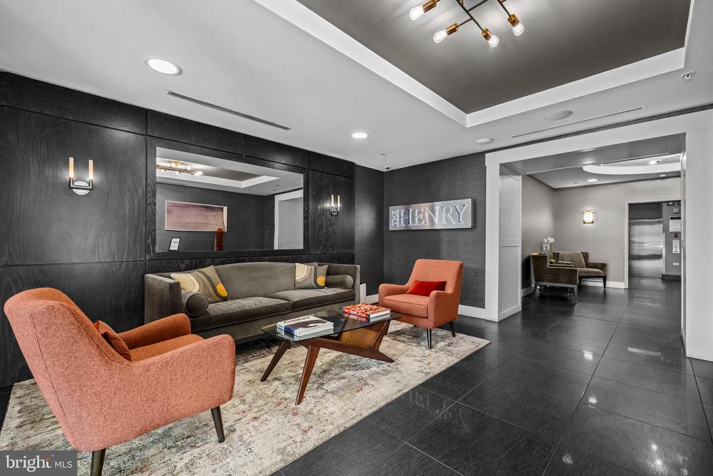 1111 ORONOCO STREET 326