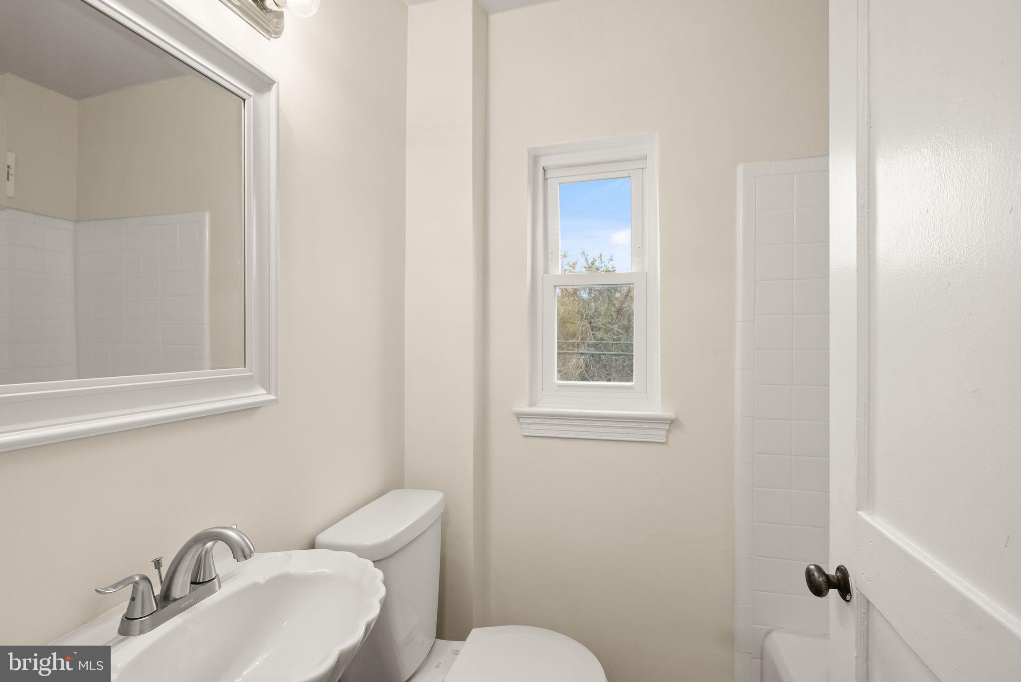 311 MOUNT VERNON AVENUE