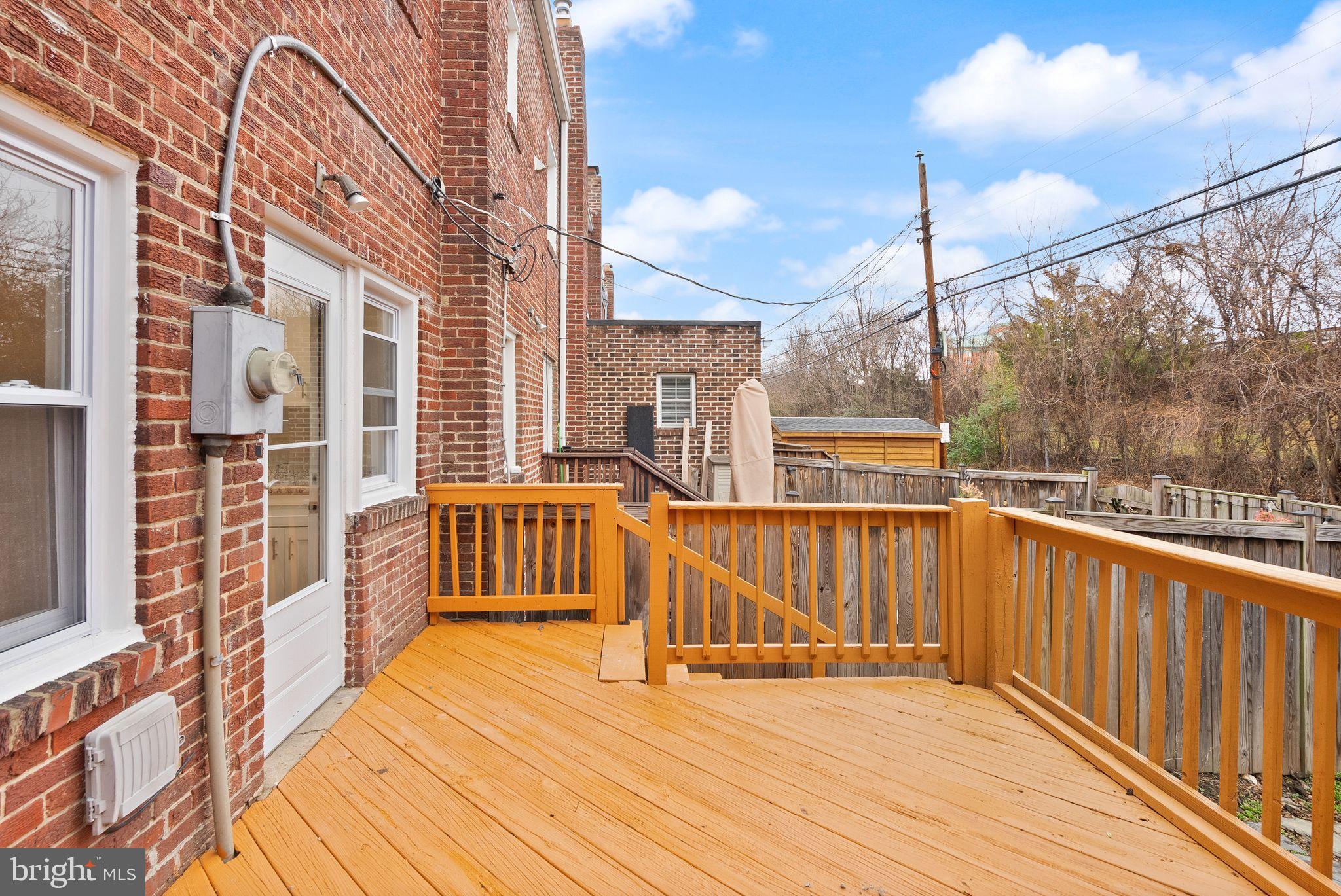 311 MOUNT VERNON AVENUE